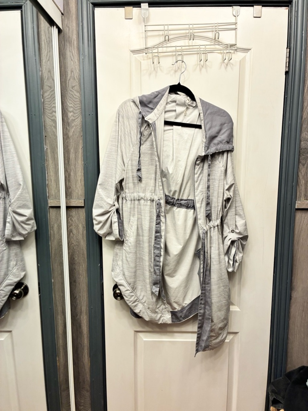 lululemon athletica Light Gray Hooded Drawstring Trench like new